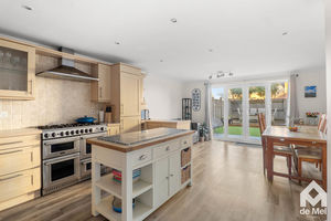 Photo 8- click for photo gallery